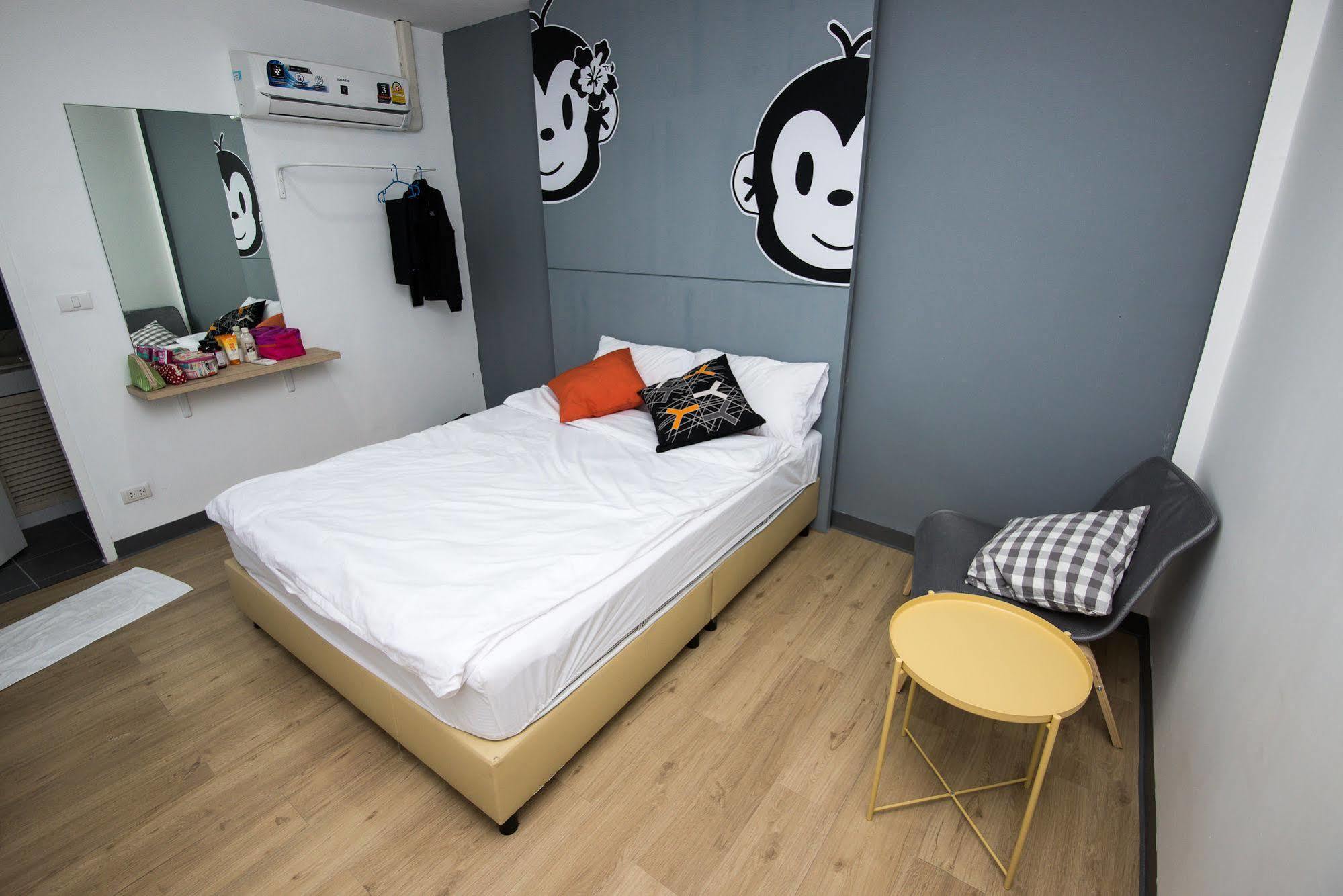Monkeynap Hostel Bangkok Extérieur photo